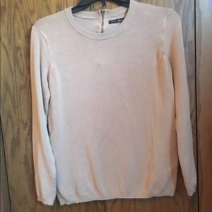 Zipper-back long sleeved top